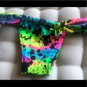 Brazilian made bikini bottom. Multicolored.